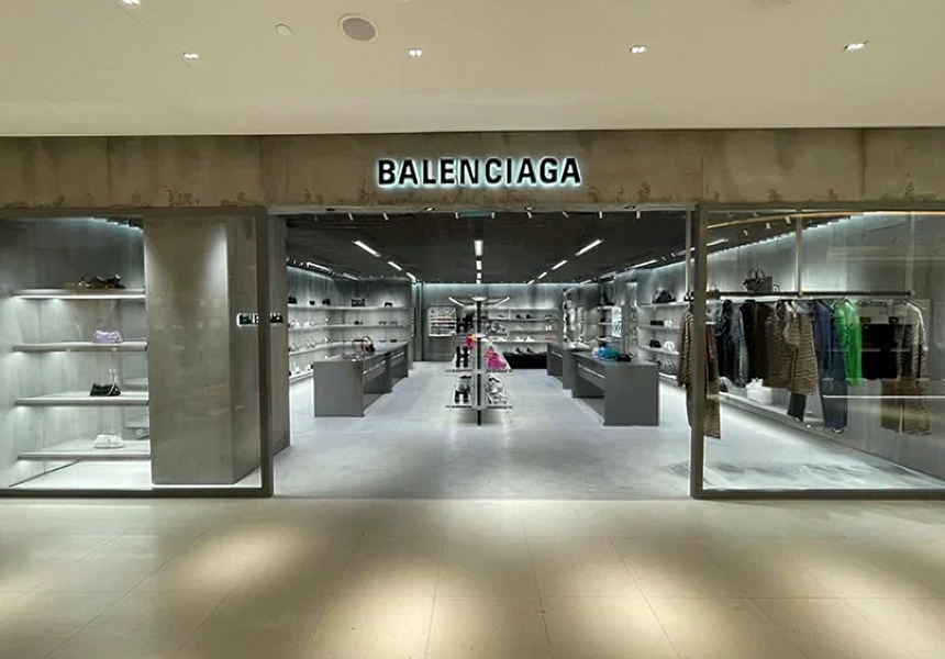 Balenciaga, Abudhabi