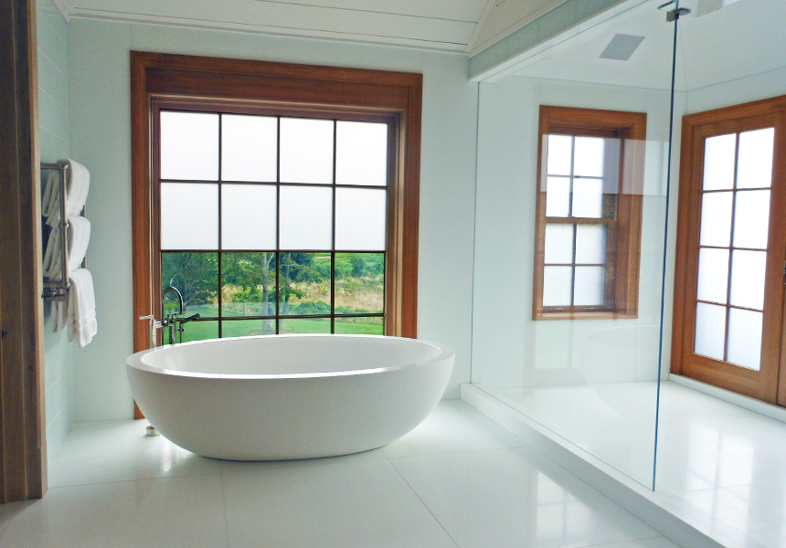 SWITCHVIEW™ for Glare Control and Privacy in a Luxury Bathroom